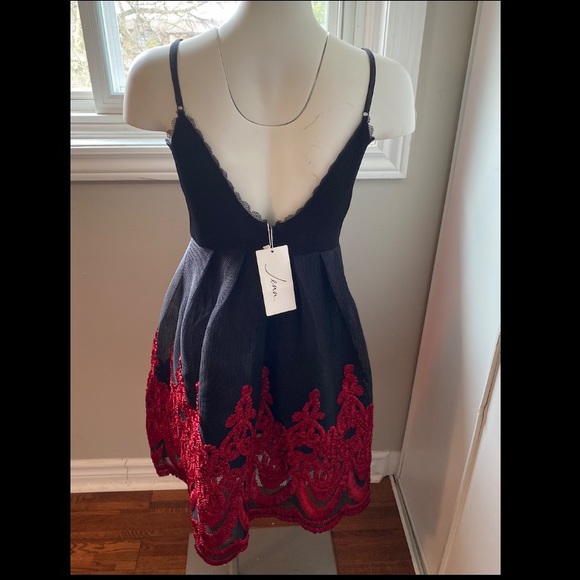 Dress - Picture 2 of 2